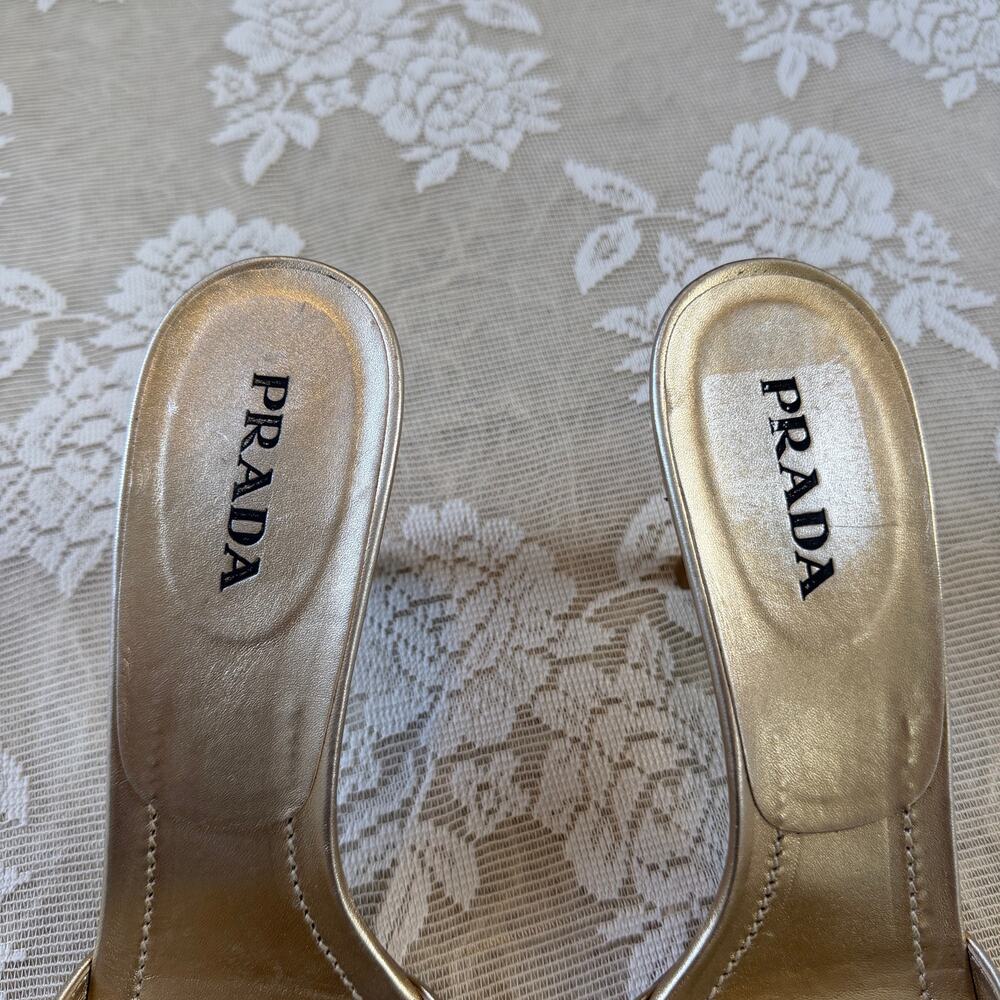 Vintage Prada Gold Metallic Buckle Heels Size 40 / US 9 - Picture 3 of 7